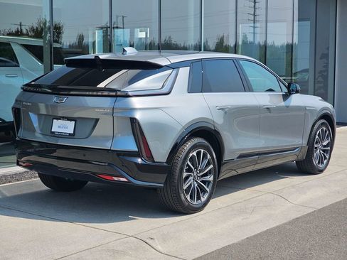 New 2026 Cadillac Lyriq Sport AWD/4WD image 5