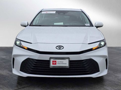Used 2026 Toyota Camry LE w/ Convenience Package image 2