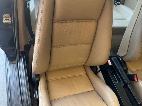 Used 1991 BMW 325i Convertible RWD image 23