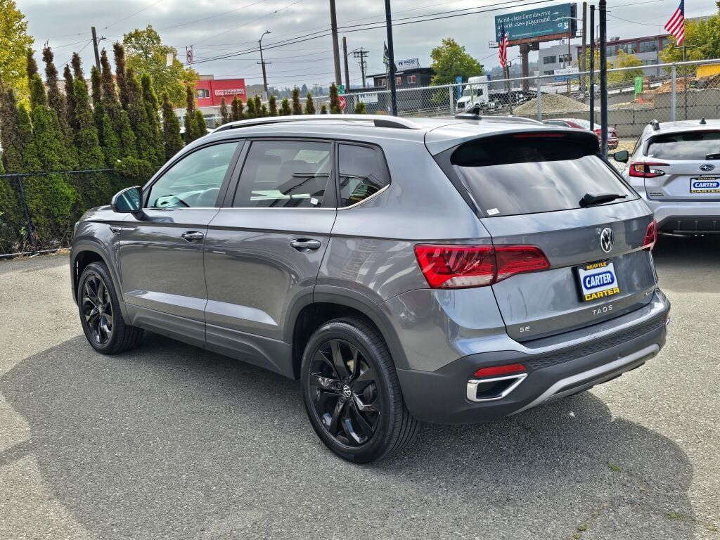 Used 2022 Volkswagen Taos SE w/ IQ.Drive SE Package AWD/4WD image 5