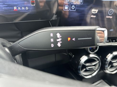 New 2025 Chevrolet Blazer EV LT image 30