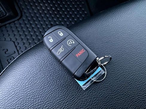 New 2026 Jeep Compass Latitude image 25