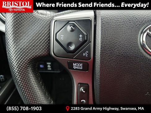 Used 2021 Toyota Tacoma TRD Sport image 30