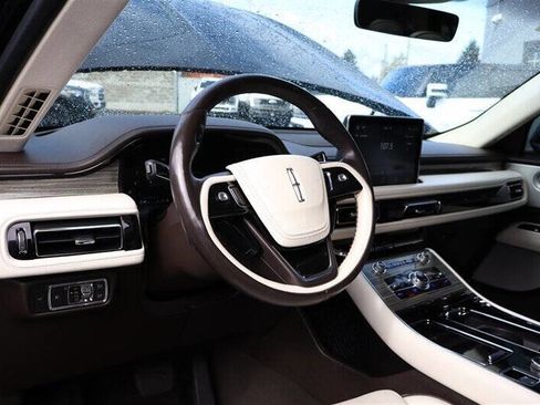 Used 2020 Lincoln Aviator Black Label w/ Dynamic Handling Package image 16