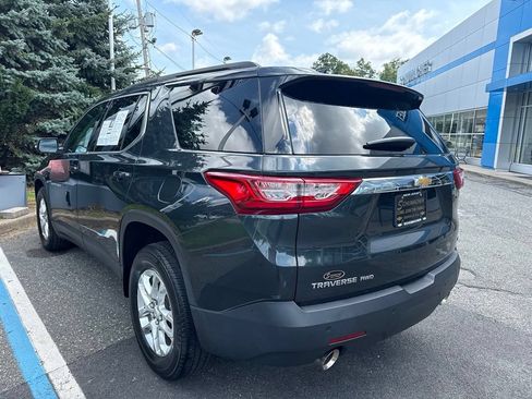 Used 2021 Chevrolet Traverse LT AWD/4WD image 12