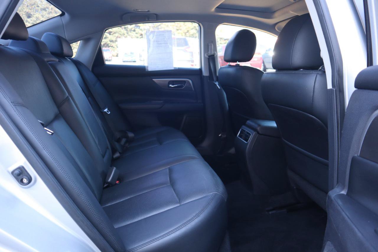 Used 2015 Nissan Altima 2.5 SL w/ Moonroof Package FWD image 43
