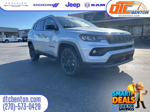 New 2026 Jeep Compass Latitude image 1