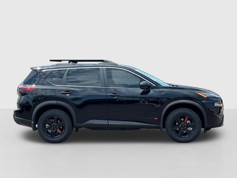 New 2026 Nissan Rogue SV AWD/4WD image 6