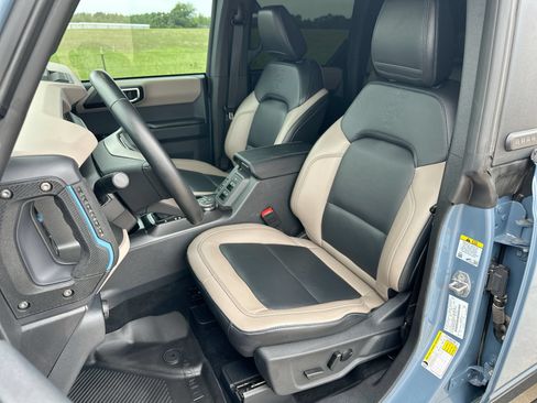 Used 2024 Ford Bronco Wildtrak AWD/4WD image 11