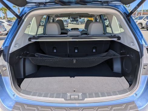 Used 2020 Subaru Forester Limited image 13