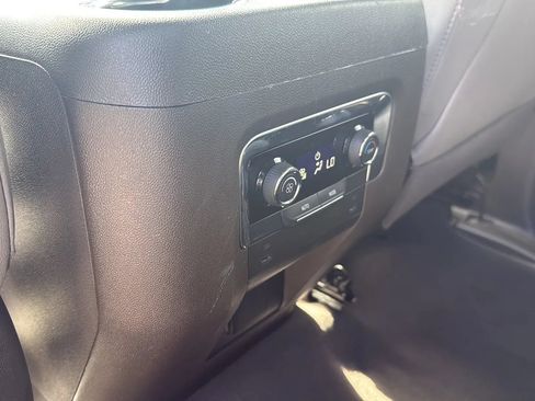 Used 2025 Chevrolet Tahoe LT RWD image 16