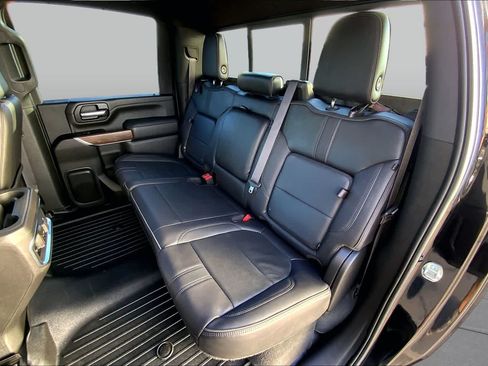Used 2022 Chevrolet Silverado 3500 High Country w/ Technology Package AWD/4WD image 21