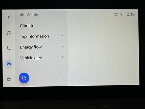 Used 2025 Toyota Prius XLE image 30