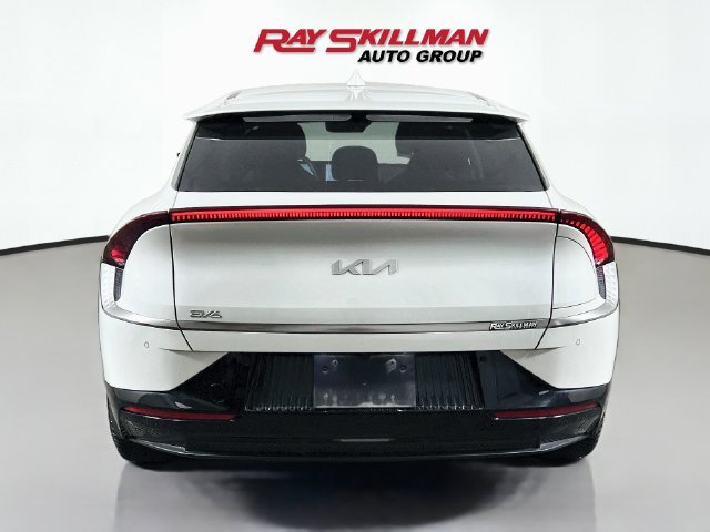Used 2023 Kia EV6 Wind w/ Wind Technology Package AWD/4WD image 6