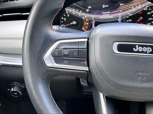 Used 2022 Jeep Compass Limited AWD/4WD image 18