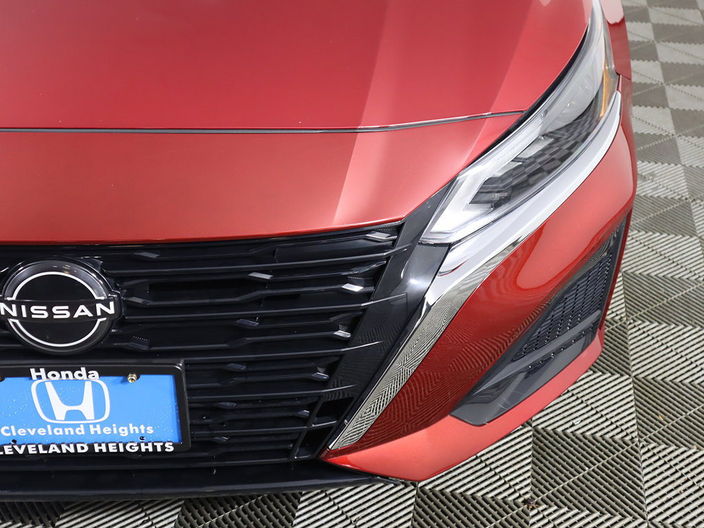 Used 2023 Nissan Altima 2.5 SV w/ SV Premium Package FWD image 15