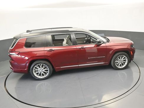 Used 2023 Jeep Grand Cherokee L Summit w/ Luxury Tech Group V image 62