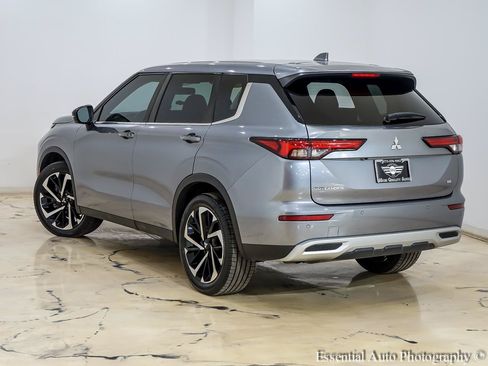 Used 2022 Mitsubishi Outlander SE AWD/4WD image 10