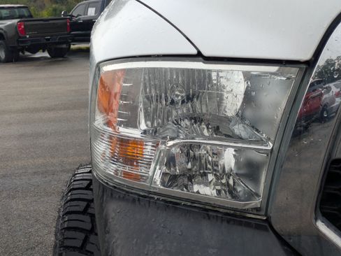Used 2018 RAM 1500 Tradesman w/ Popular Equipment Group RWD image 10