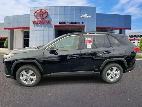 New 2025 Toyota RAV4 XLE image 6