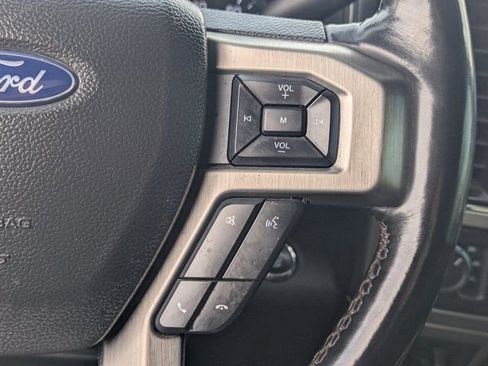 Used 2022 Ford F350 Platinum image 19