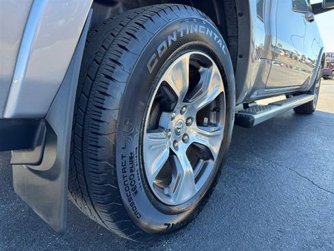 Used 2019 RAM 1500 Laramie image 10