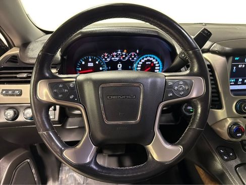 Used 2020 GMC Yukon Denali AWD/4WD image 19