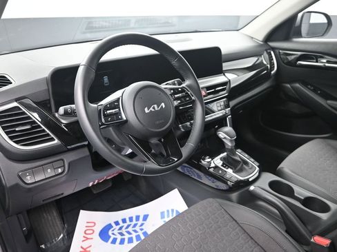 Certified 2026 Kia Seltos S image 13