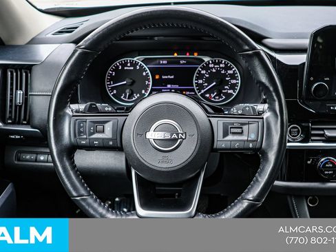 Used 2022 Nissan Pathfinder SL FWD image 23