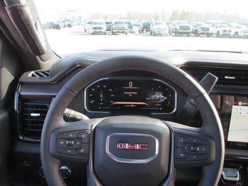 New 2026 GMC Sierra 2500 AT4X w/ AT4X AEV Edition image 18