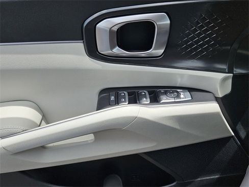 New 2025 Kia Sorento S w/ Panoramic Sunroof Package image 22