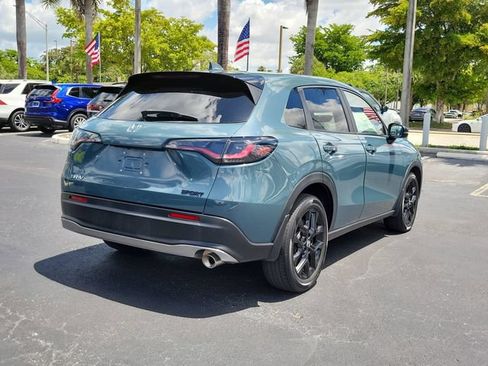 Used 2023 Honda HR-V Sport image 4
