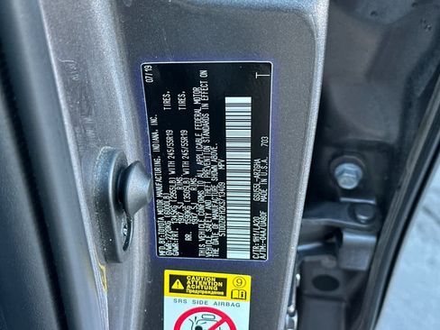 Used 2019 Toyota Highlander Limited image 36