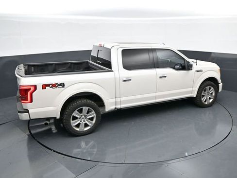 Used 2017 Ford F150 Platinum w/ Equipment Group 701A Luxury AWD/4WD image 10