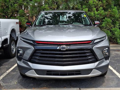 Used 2023 Chevrolet Blazer LT AWD/4WD image 2
