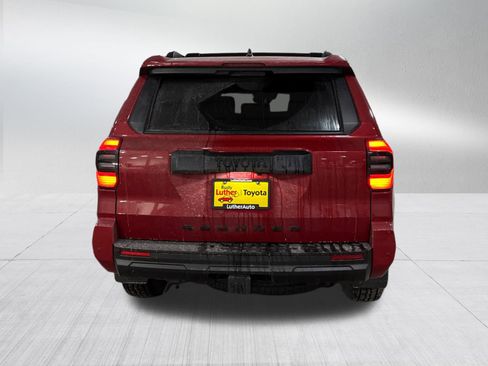 Used 2025 Toyota 4Runner TRD Off-Road Premium image 5