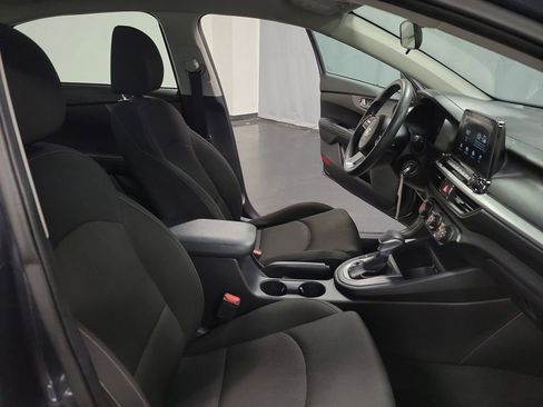 Used 2020 Kia Forte Sedan FWD image 22