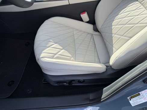 New 2026 Nissan Sentra SL w/ Floor Mat Package FWD image 12