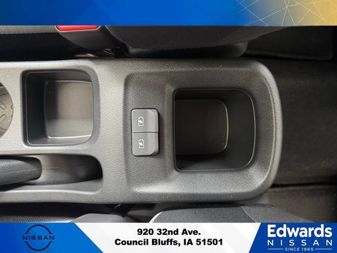 New 2025 Nissan Versa S w/ Trunk Package FWD image 27