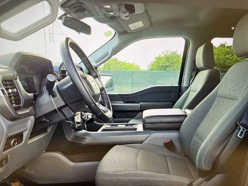 Used 2025 Ford F150 XLT w/ Equipment Group 301A Standard image 9