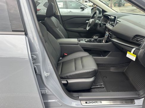 New 2026 Nissan Rogue SV image 13