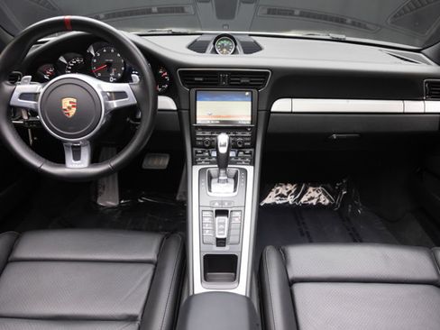 Used 2015 Porsche 911 Carrera S RWD image 3