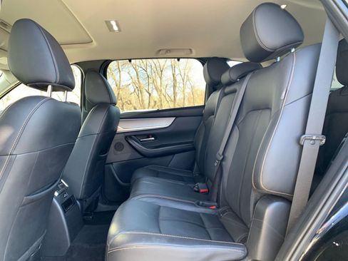 Used 2025 MAZDA CX-90 3.3 Turbo w/ Preferred Package image 27