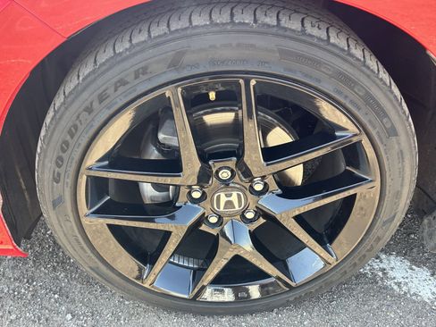 Used 2024 Honda Civic Sport image 8
