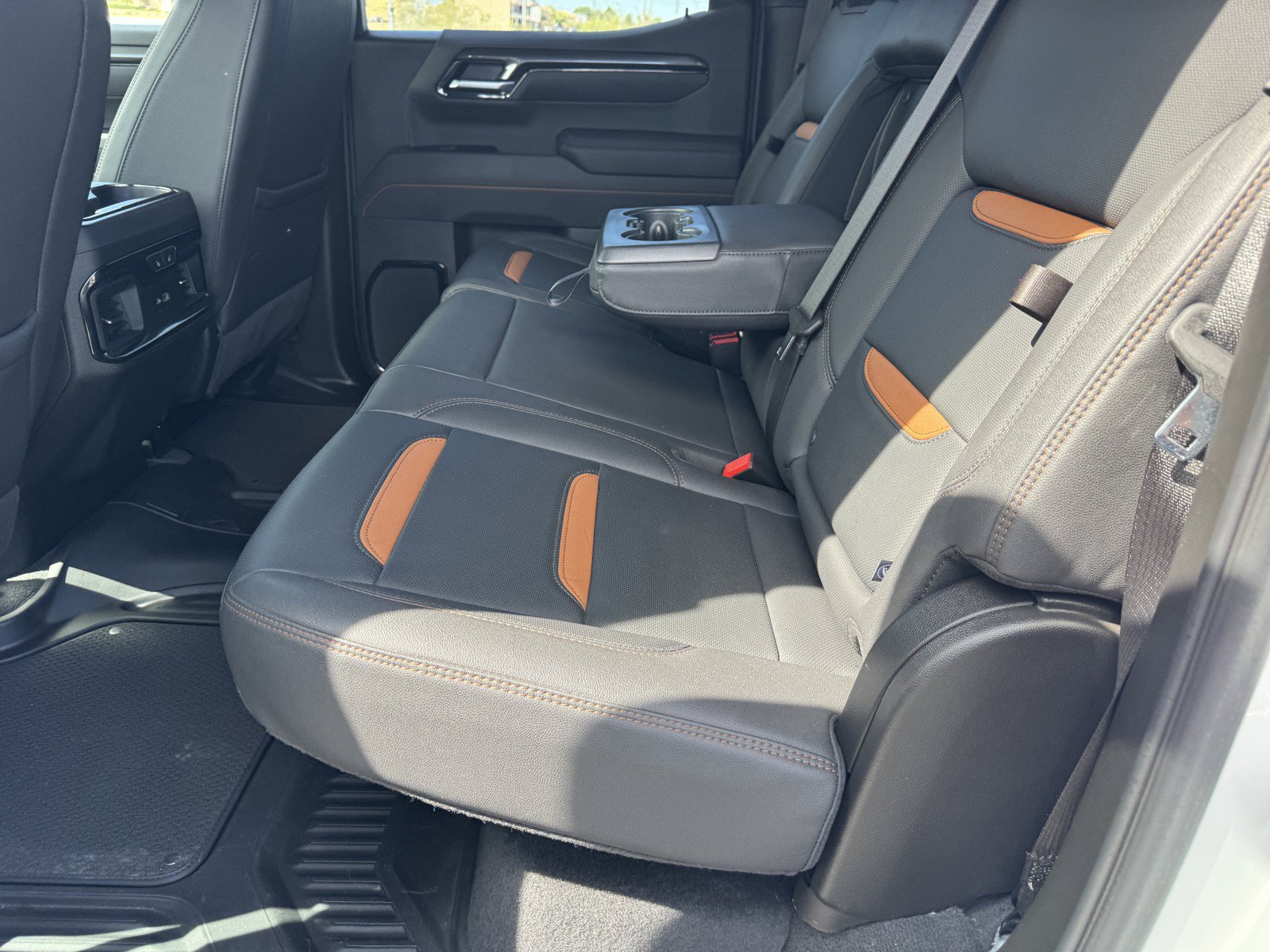 Used 2025 GMC Sierra 1500 AT4 AWD/4WD image 15