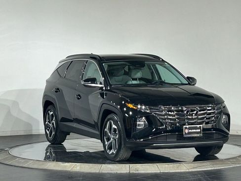 Used 2023 Hyundai Tucson Limited FWD image 2