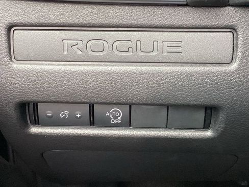 Used 2023 Nissan Rogue S image 24
