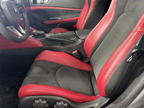 Used 2024 Nissan Z Performance w/ Floor Mat Package RWD image 12