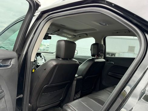 Used 2017 Chevrolet Equinox Premier w/ Enhanced Convenience Package FWD image 14
