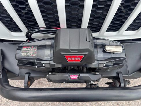 Used 2020 Jeep Gladiator Sport w/ Quick Order Package 24S AWD/4WD image 40